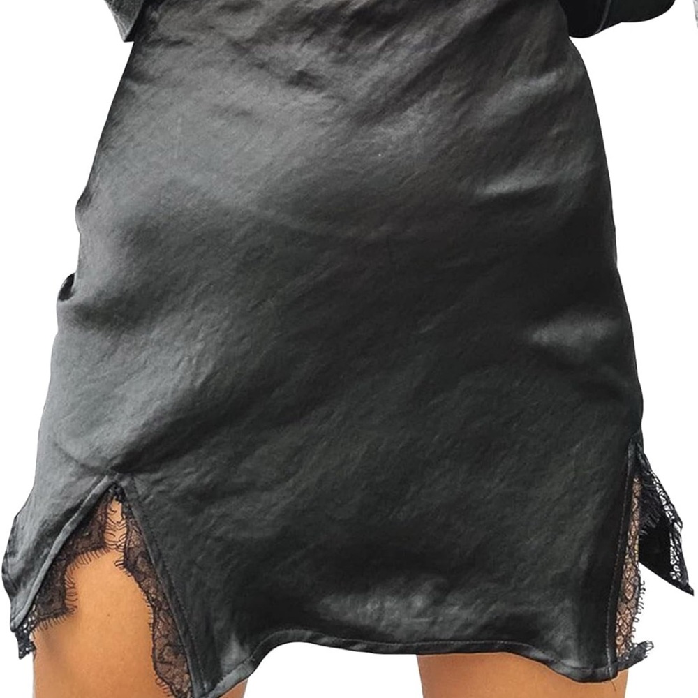 Elegant Black Lace Trim Skirt